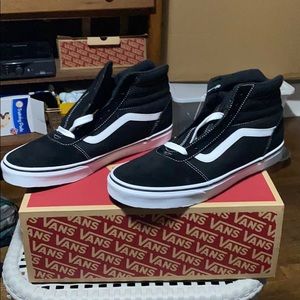 Black/White High top Vans